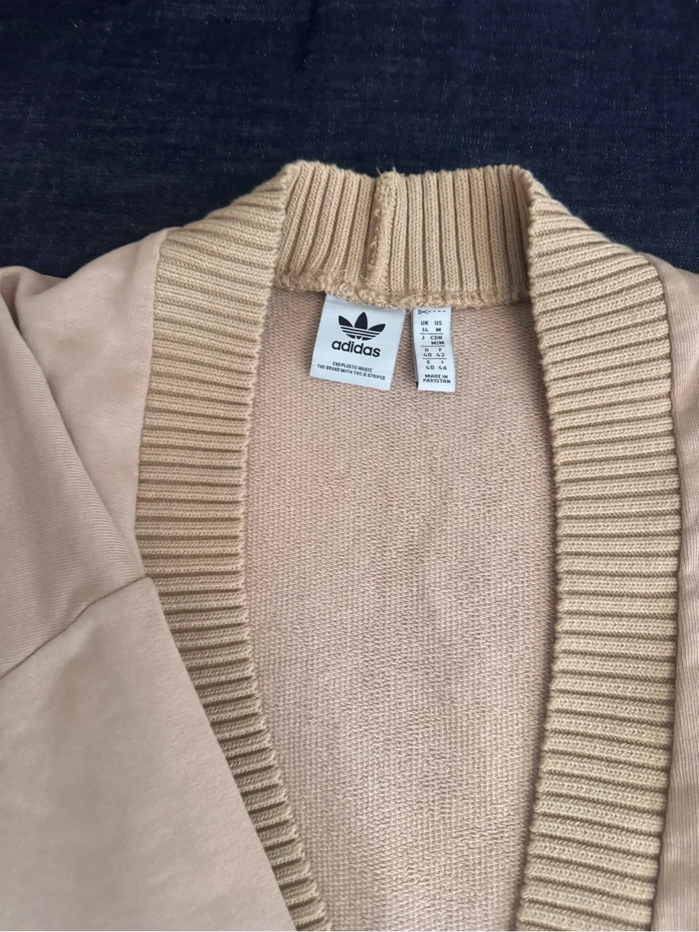 adidas cardigan beige
